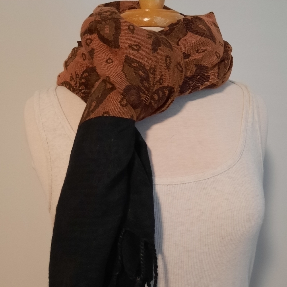 Lucky & COCO Butterfly Scarf Shawl Wrap Neckwarmer Fringe trim